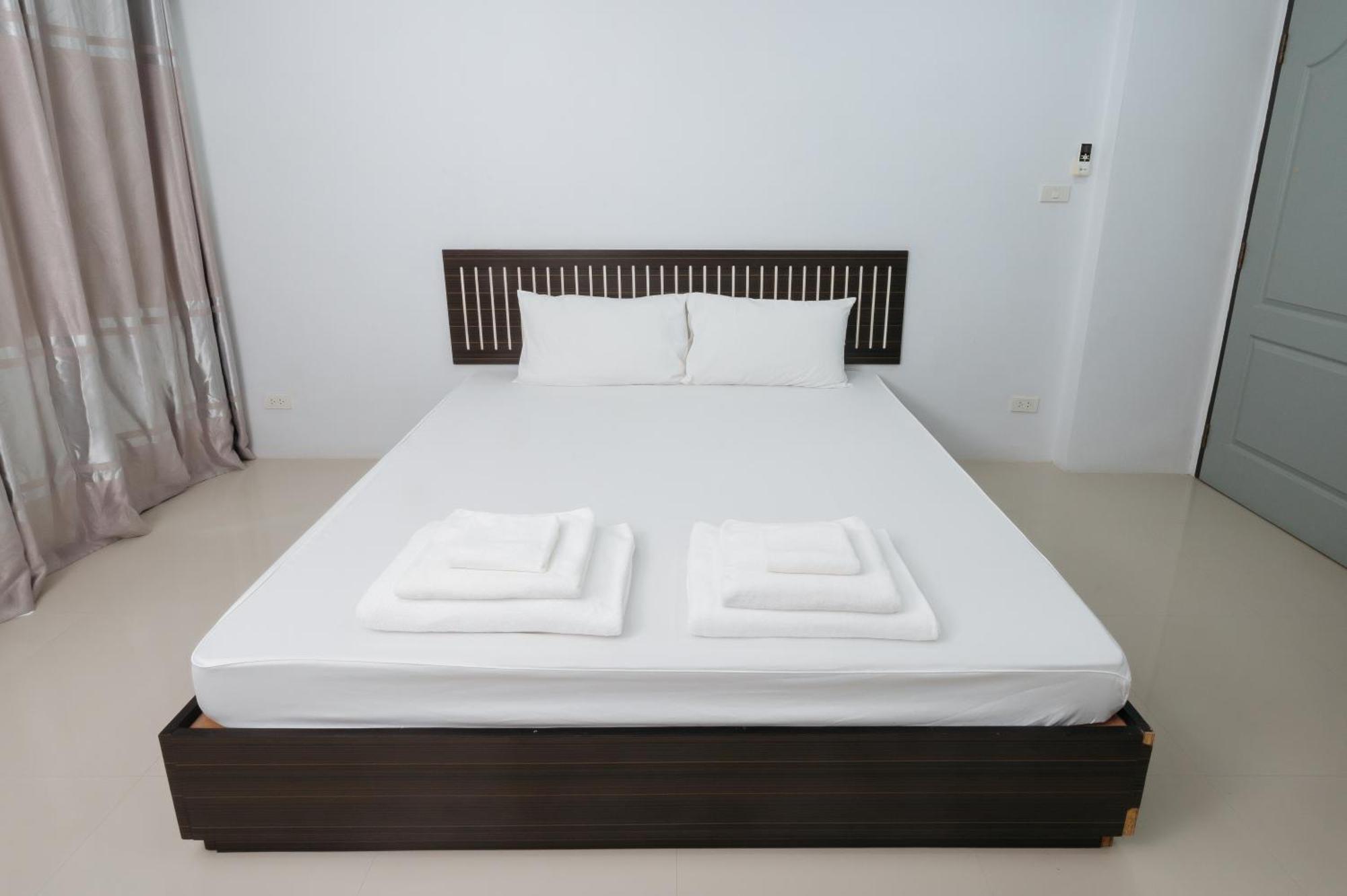Creston Grand Hotel Suphan Buri Exterior photo