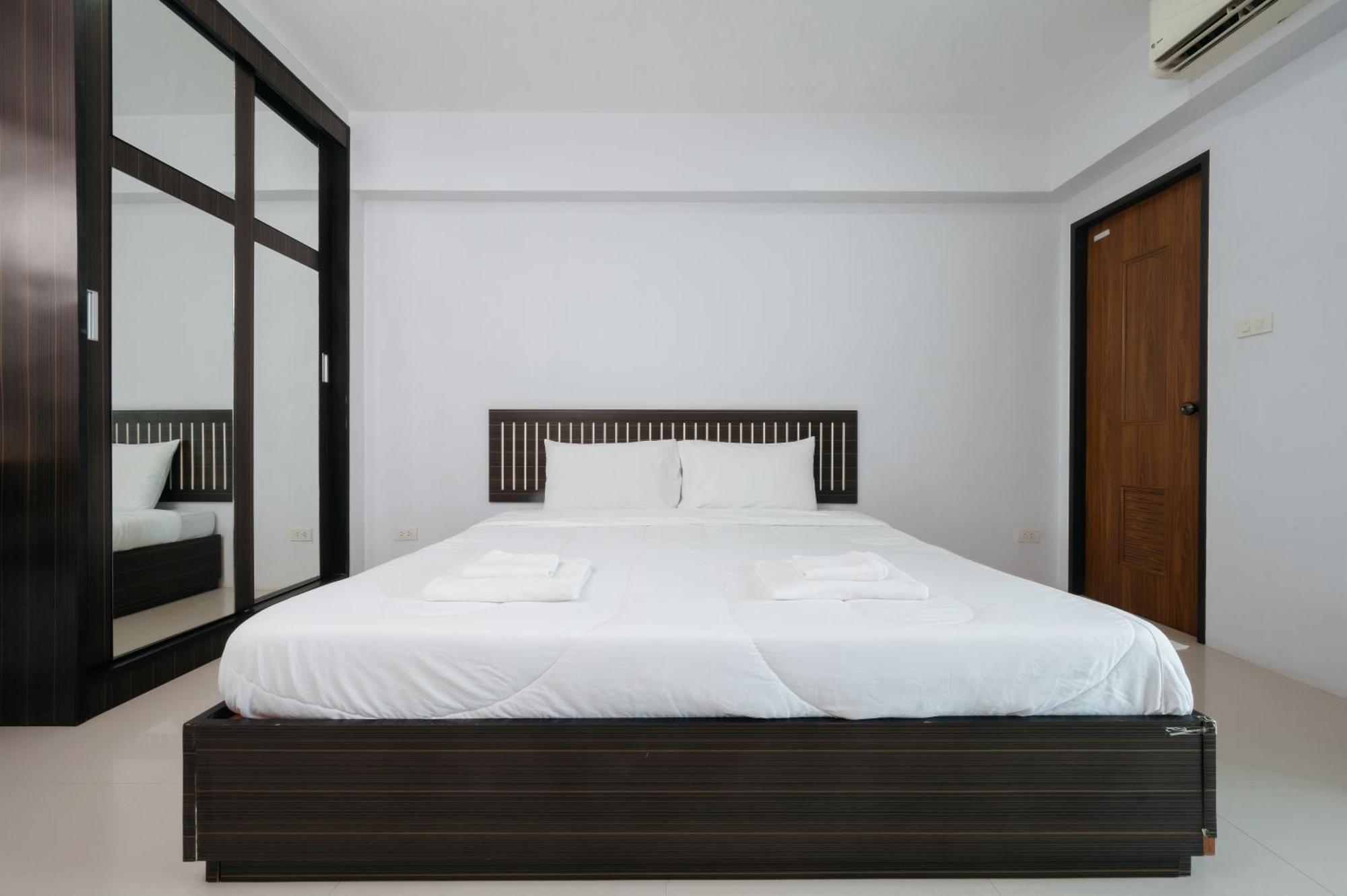 Creston Grand Hotel Suphan Buri Exterior photo