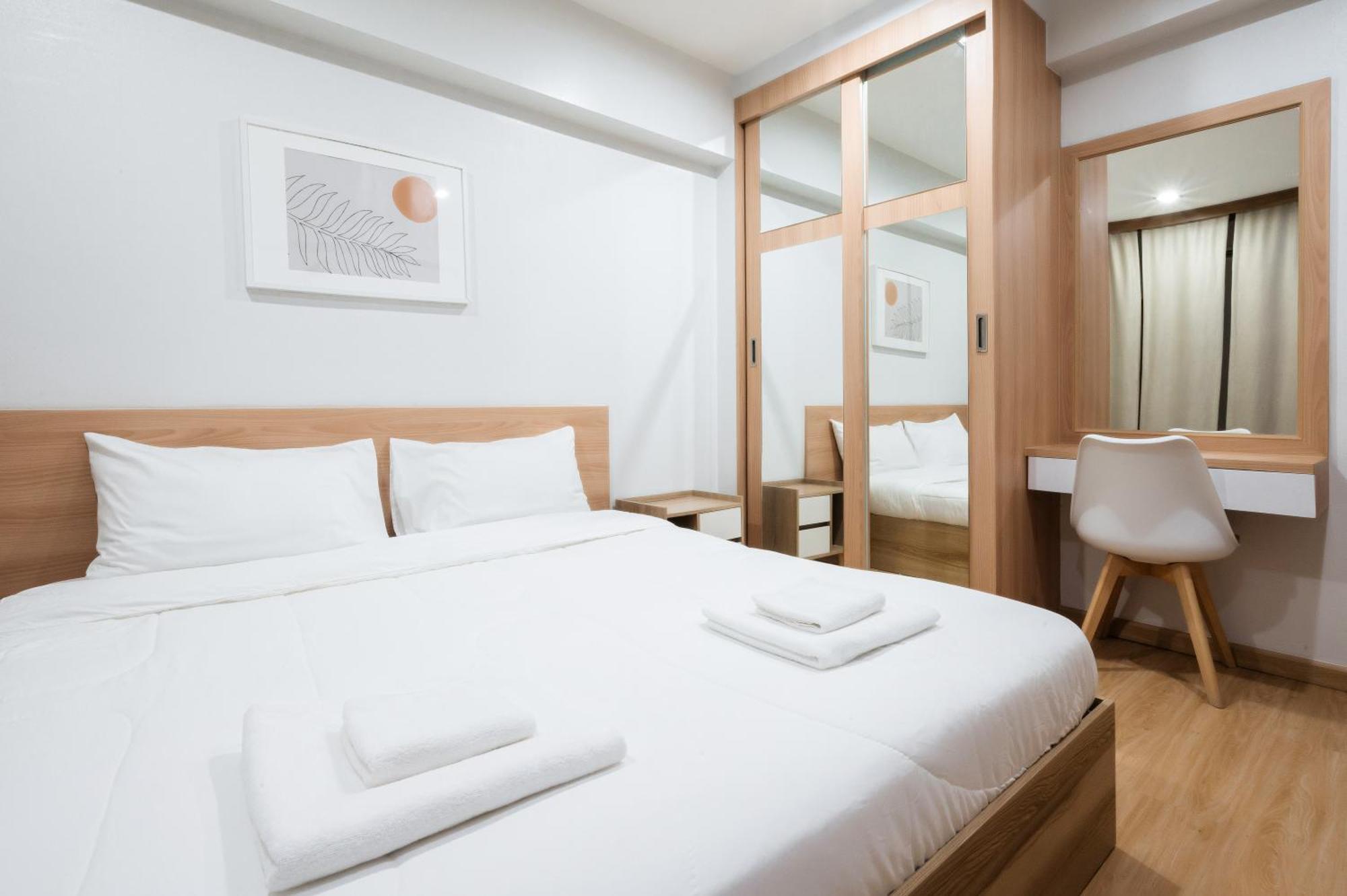 Creston Grand Hotel Suphan Buri Exterior photo